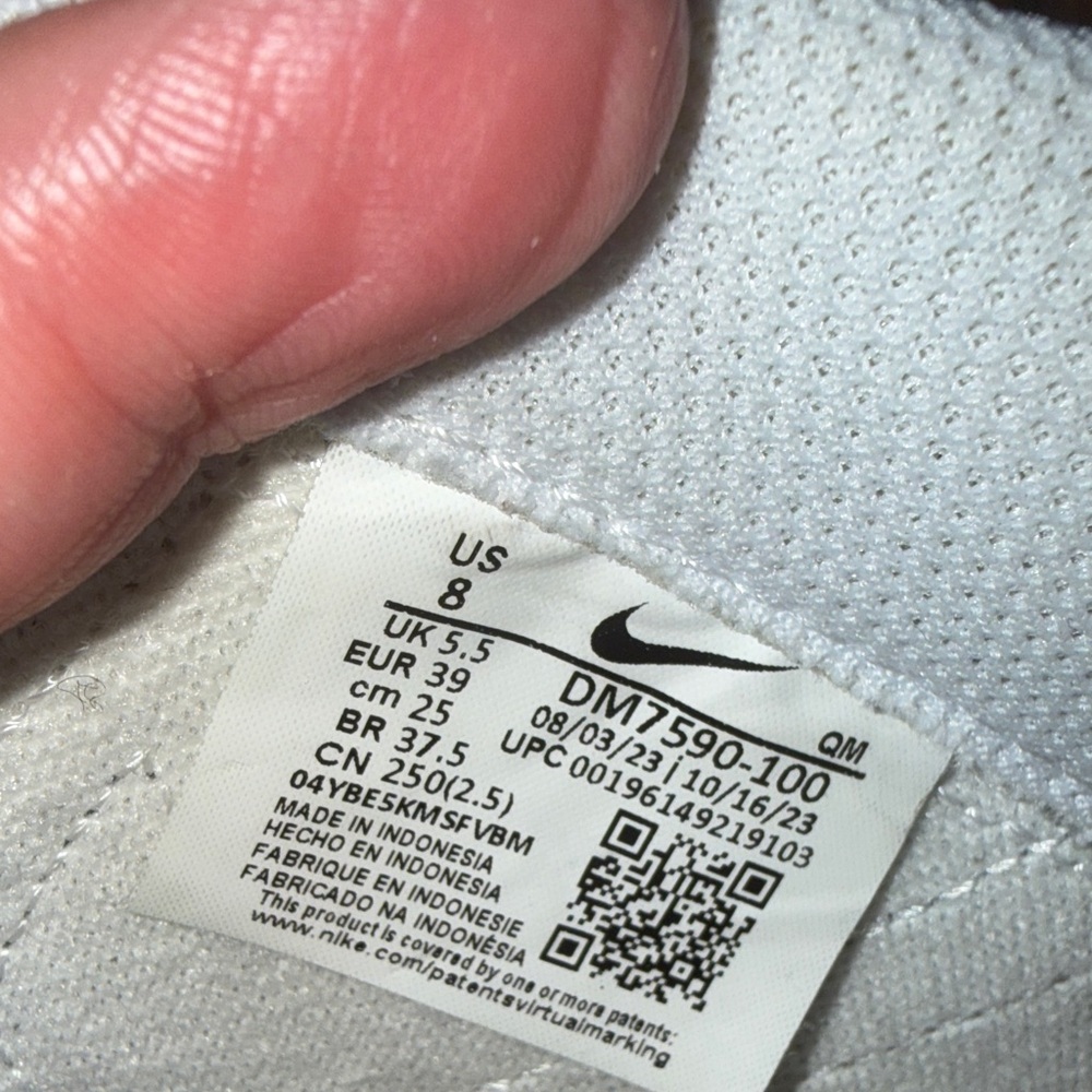 Nike Court Legacy Lift Women’s Platform Sneakers - Picture 4 of 10